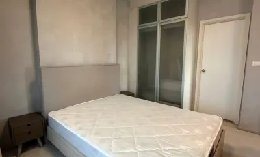 Condo en alquiler de 1 habitaciones en Huai Khwang, Bangkok