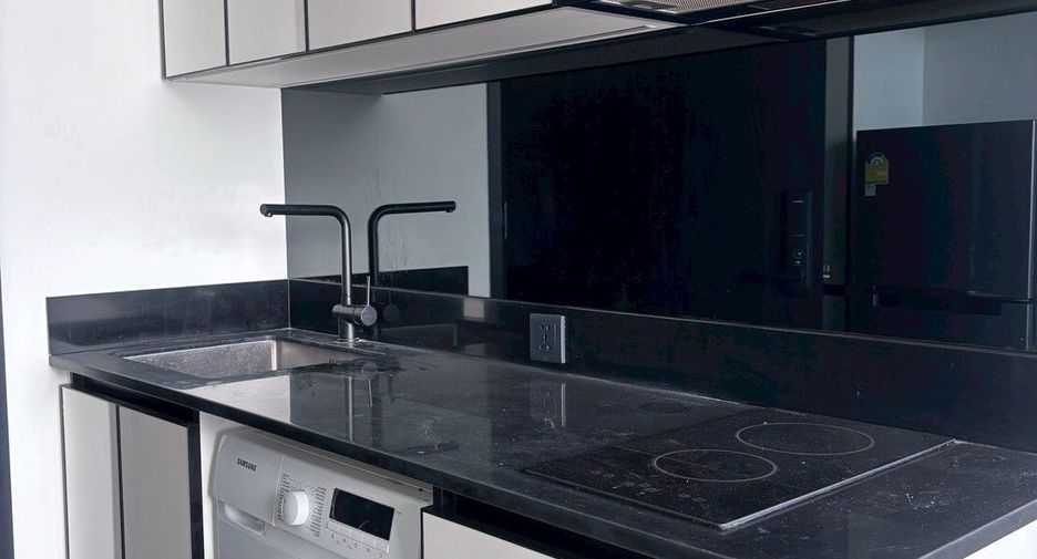 For rent 1 bed condo in Khlong San, Bangkok
