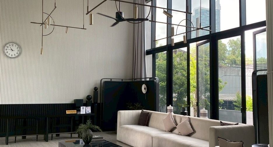 For rent 1 bed condo in Khlong San, Bangkok