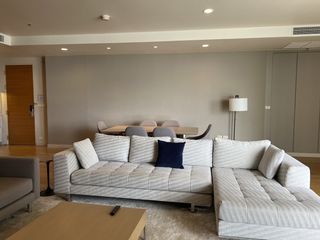 For rent 3 bedrooms condo in Bang Kho Laem, Bangkok