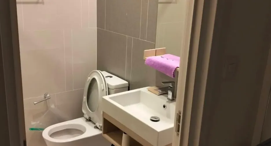 Condo en alquiler de 2 habitaciones en Bang Kho Laem, Bangkok