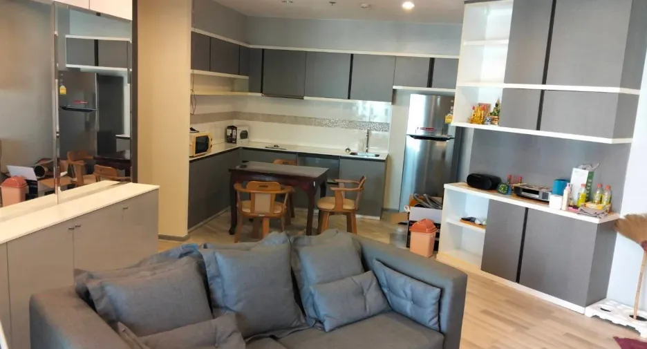 Condo en alquiler de 2 habitaciones en Bang Kho Laem, Bangkok