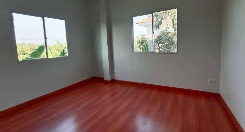 Casa en venta de 3 habitaciones en Bang Phli, Samut Prakan