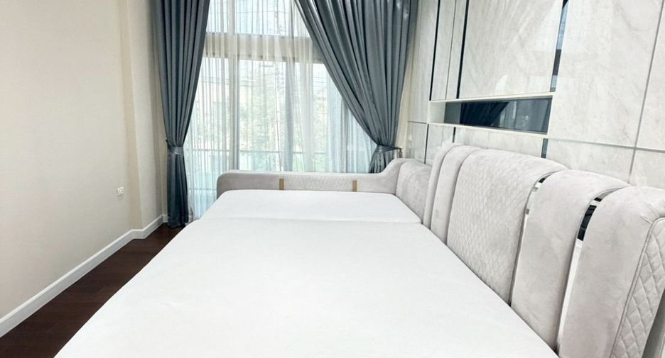 Haus zum Kauf mit 6 Zimmer in Bang Phli, Samut Prakan