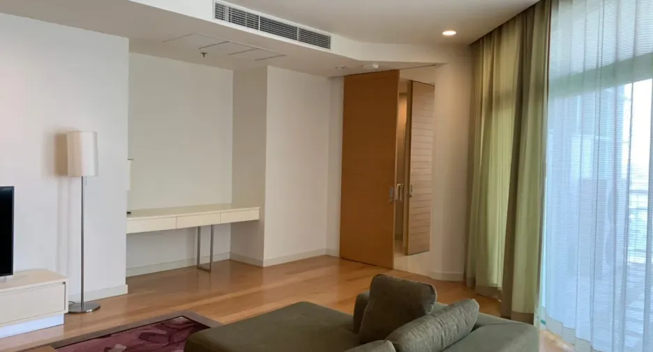 For rent 3 ベッドルーム condo in Bang Kho Laem, Bangkok