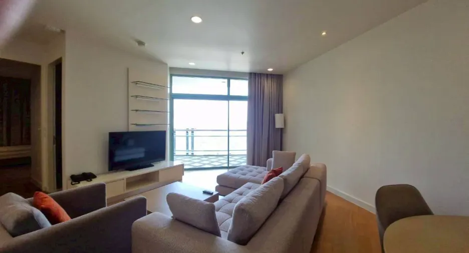 For rent 2 ベッドルーム condo in Bang Kho Laem, Bangkok