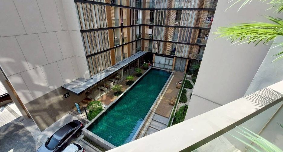 For rent 1 bed condo in Wang Thonglang, Bangkok