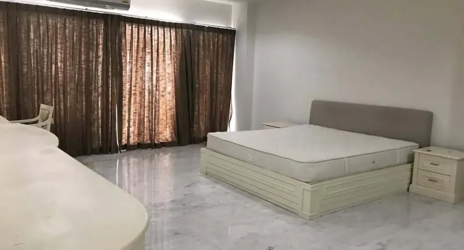 出租 3 卧室 公寓 在 Bang Phlat, 曼谷