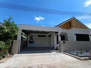 Haus zur Miete mit 3 Zimmer in Mueang Chiang Mai, Chiang Mai