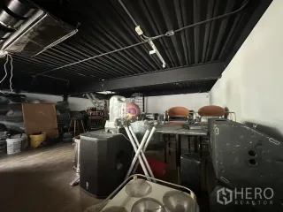 出租 商业空间 在 Watthana, 曼谷