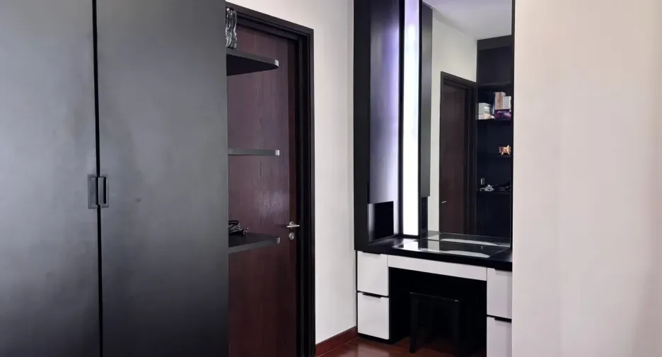 Haus zur Miete mit 4 Zimmer in Lat Krabang, Bangkok