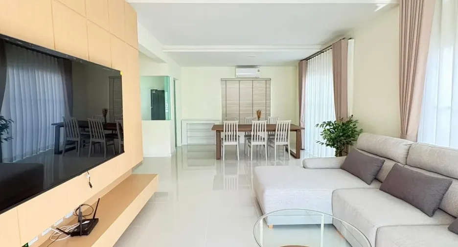 For rent 4 bedrooms house in Bang Phli, Samut Prakan