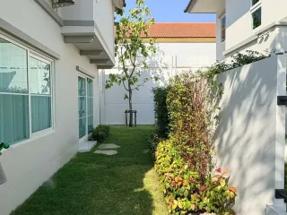 For rent 4 bedrooms house in Bang Phli, Samut Prakan