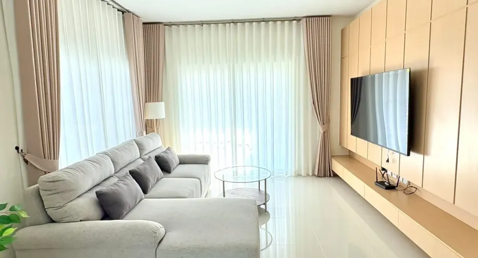 For rent 4 bedrooms house in Bang Phli, Samut Prakan