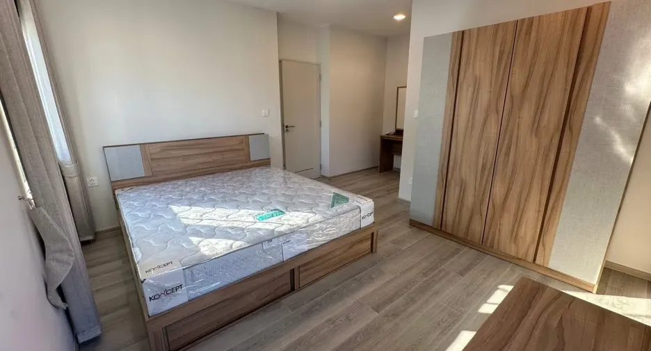 For rent 4 bedrooms house in Bang Phli, Samut Prakan