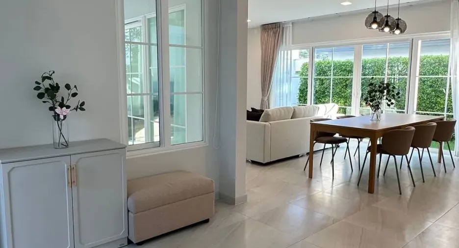 For rent 4 bedrooms house in Bang Phli, Samut Prakan