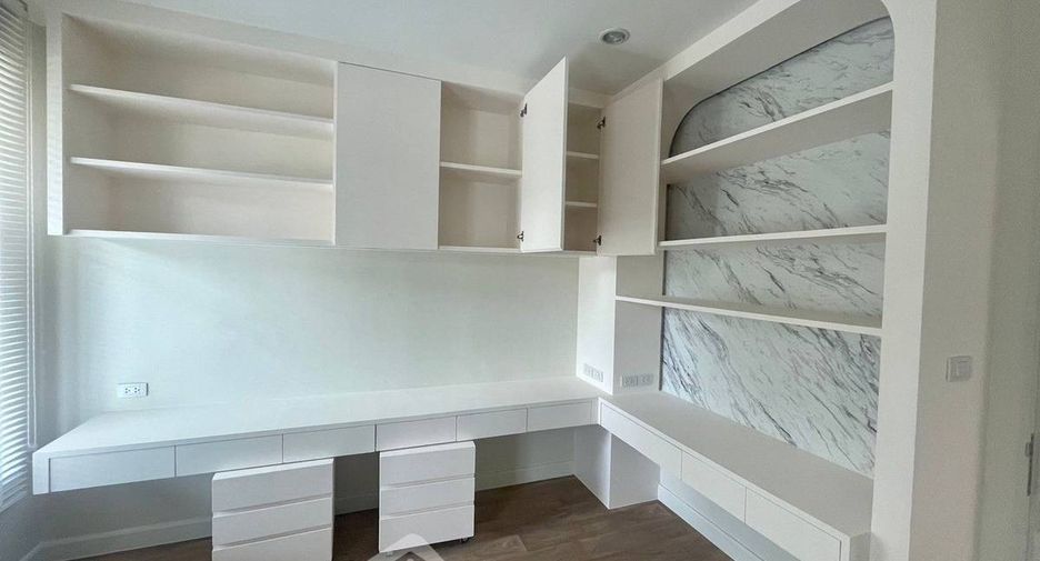 Haus zum Kauf mit 4 Zimmer in Prawet, Bangkok