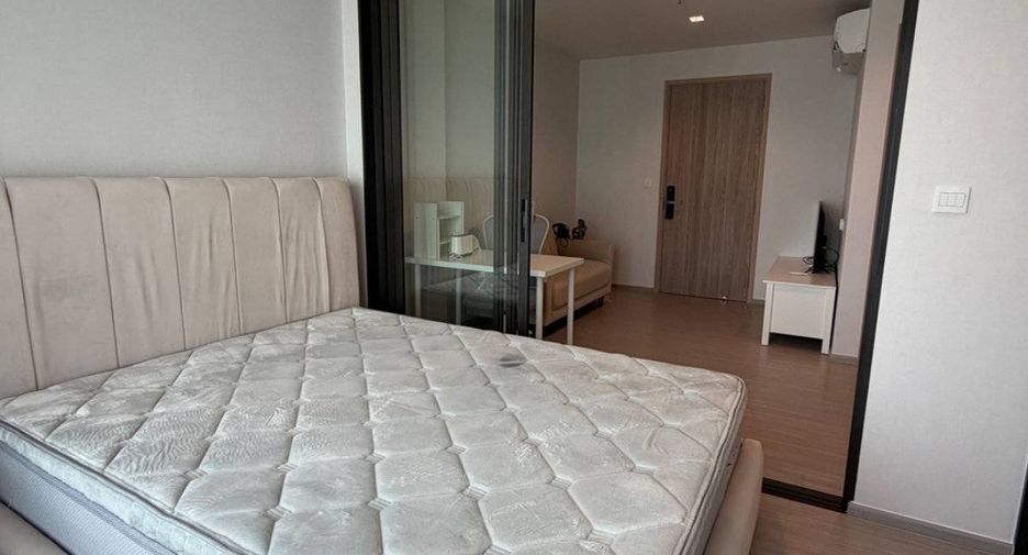 For sale 1 bed condo in Thon Buri, Bangkok