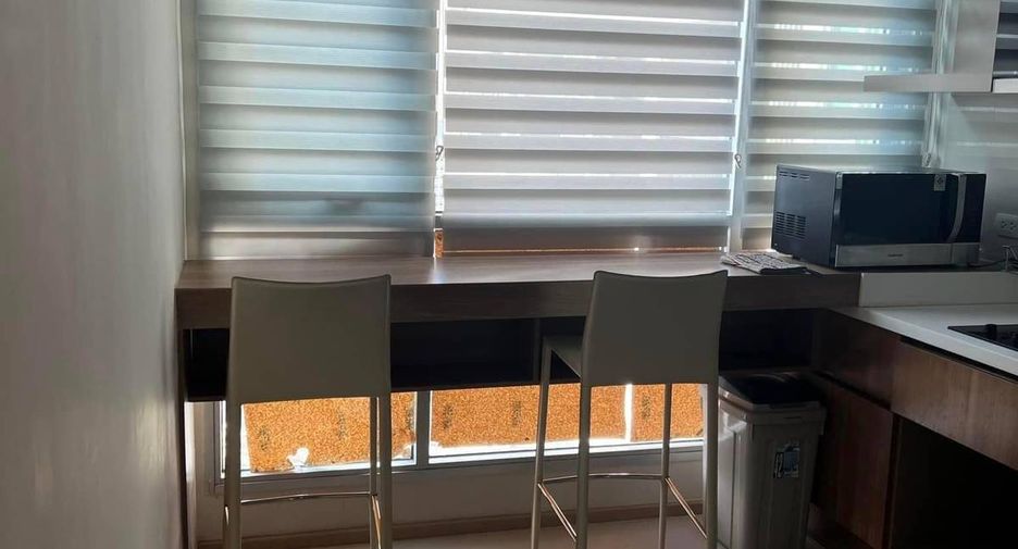 For sale 1 Beds condo in Sathon, Bangkok