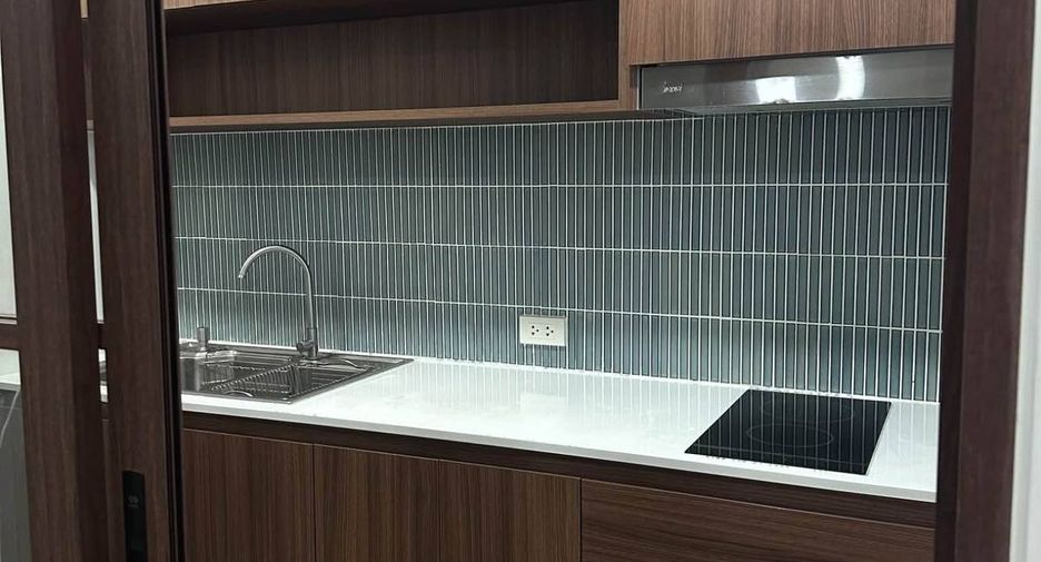 For sale 1 bed condo in Suan Luang, Bangkok