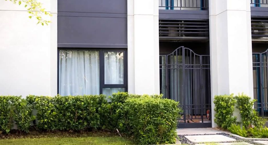 For sale 1 bed condo in Suan Luang, Bangkok