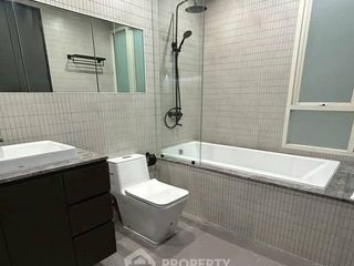 Condo en alquiler y en venta de 2 habitaciones en Pathum Wan, Bangkok