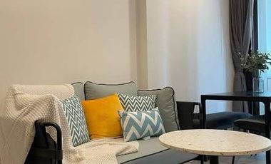 À louer et à vendre 1 chambre condo à Huai Khwang, Bangkok