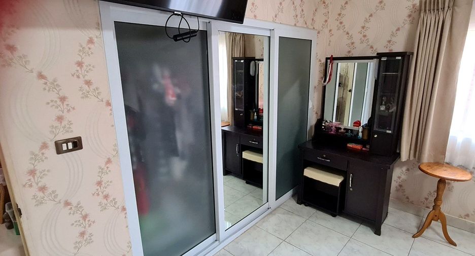 Casa en venta de 3 habitaciones en Sattahip, Chonburi
