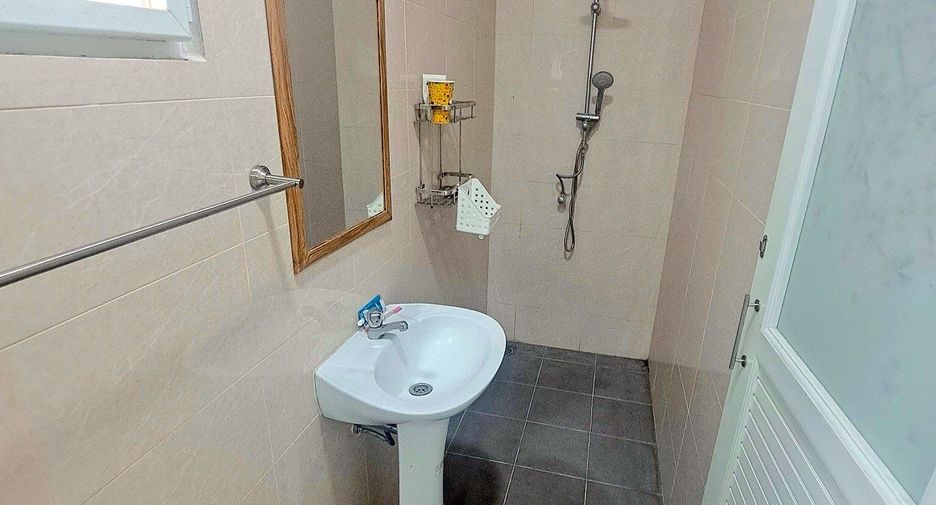 Casa en venta de 3 habitaciones en Sattahip, Chonburi