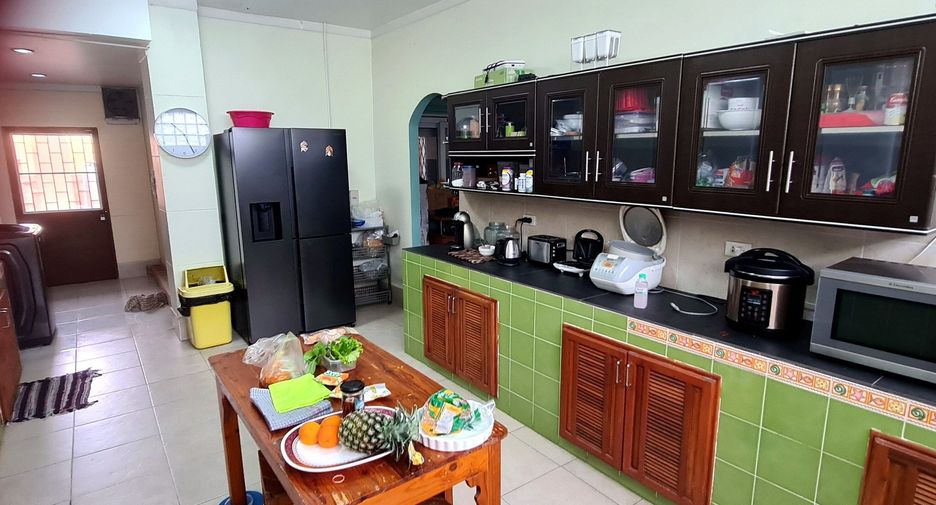 Casa en venta de 3 habitaciones en Sattahip, Chonburi