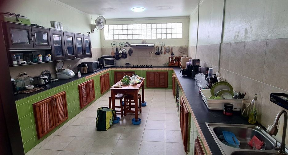 Casa en venta de 3 habitaciones en Sattahip, Chonburi