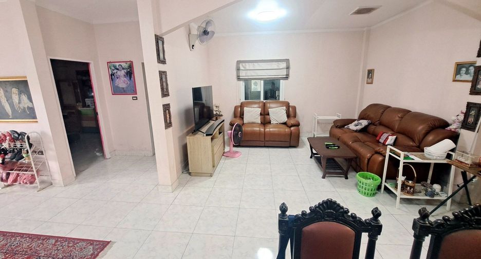 Casa en venta de 3 habitaciones en Sattahip, Chonburi