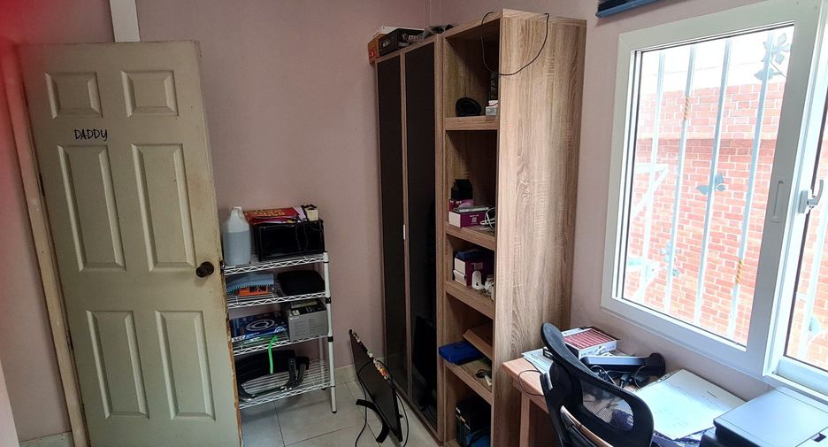 Casa en venta de 3 habitaciones en Sattahip, Chonburi