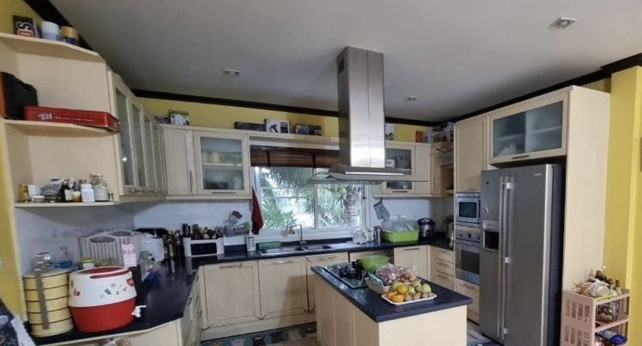 For sale 6 bedrooms villa in Pran Buri, Prachuap Khiri Khan