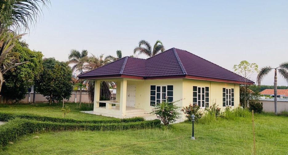 For sale 6 bedrooms villa in Pran Buri, Prachuap Khiri Khan