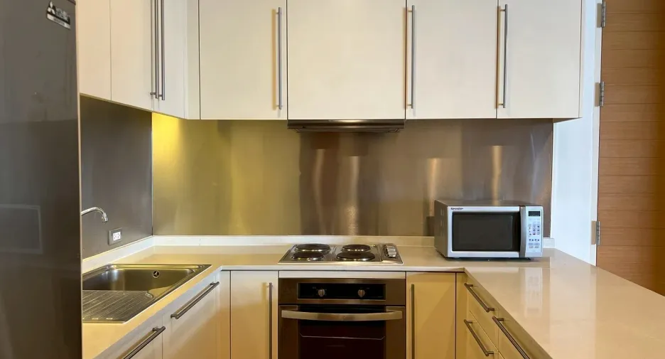 For rent 2 ベッドルーム condo in Bang Kho Laem, Bangkok