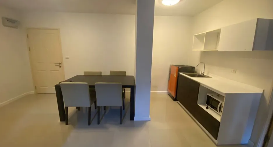Condo en alquiler de 2 habitaciones en Phasi Charoen, Bangkok