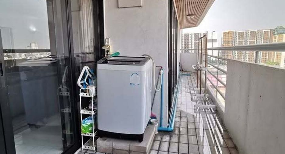 Condo en alquiler de 3 habitaciones en Bang Phlat, Bangkok