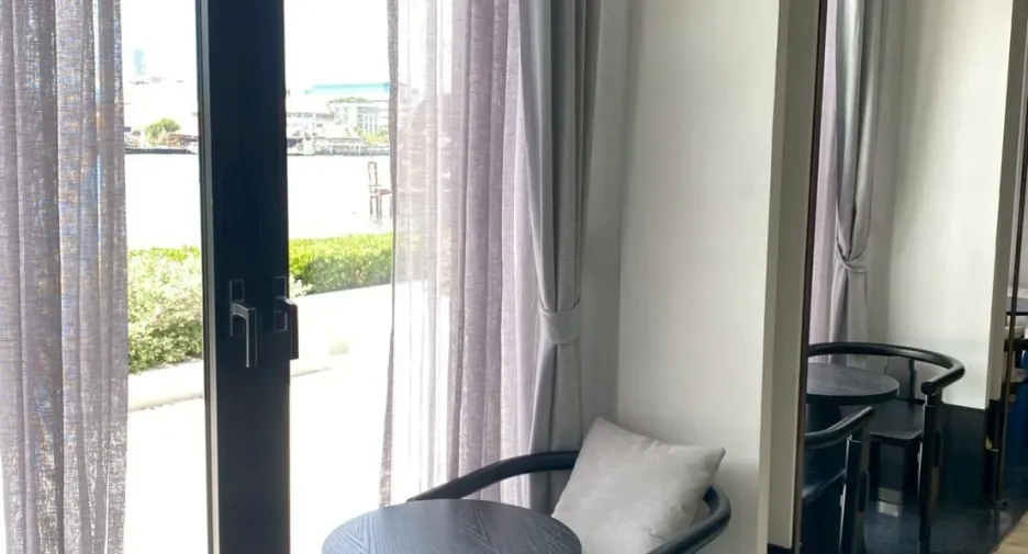 Condo en alquiler de 1 habitaciones en Khlong San, Bangkok