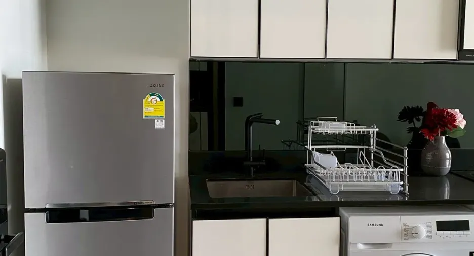 Condo en alquiler de 1 habitaciones en Khlong San, Bangkok