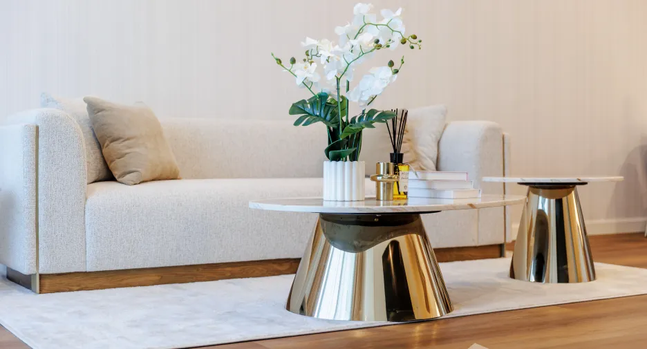 For rent 2 bedrooms condo in Pathum Wan, Bangkok