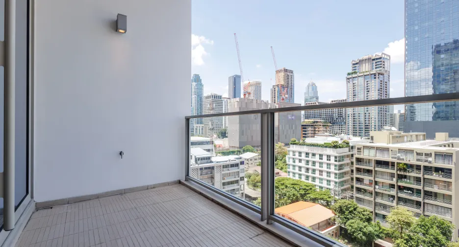 For rent 2 bedrooms condo in Pathum Wan, Bangkok