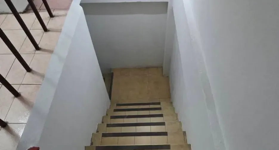 Casa adosada en venta de 5 habitaciones en Bang Khae, Bangkok