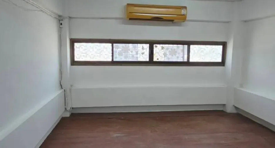 Casa adosada en venta de 5 habitaciones en Bang Khae, Bangkok