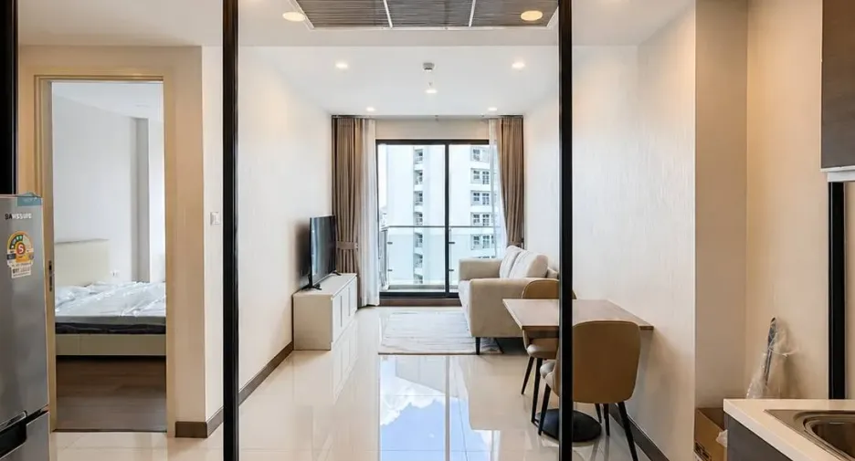 For rent 1 bed condo in Khlong San, Bangkok