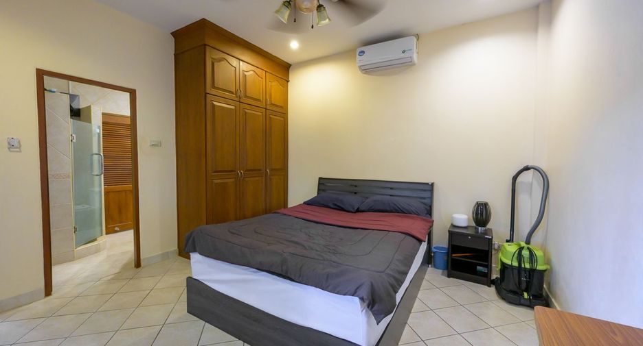 À vendre 2 chambres maison à East Pattaya, Pattaya