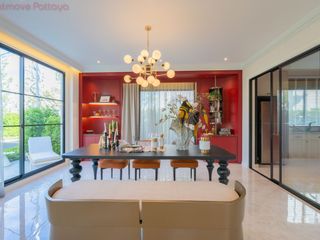 For sale 4 ベッドルーム house in Bang Lamung, Chonburi