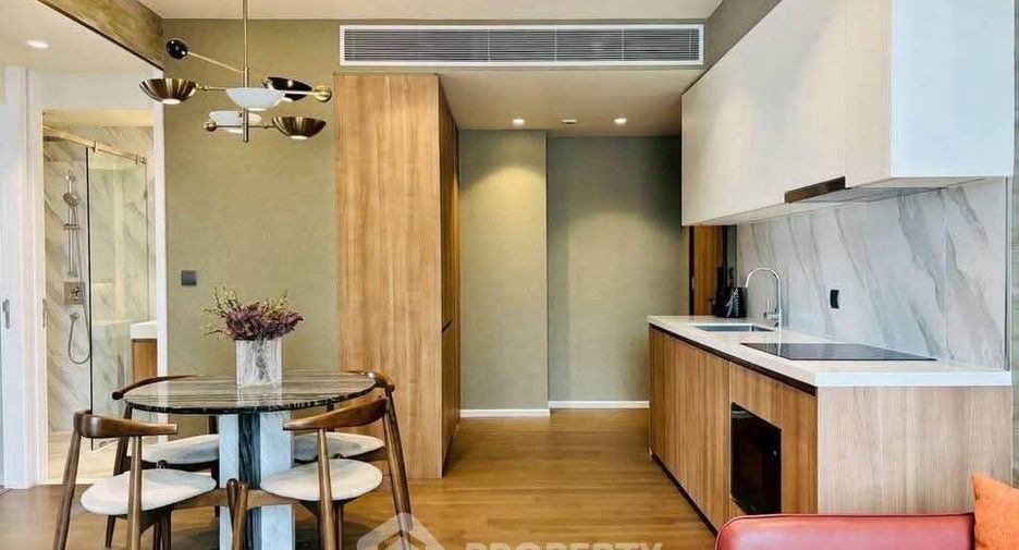 À vendre 2 chambres condo à Khlong Toei, Bangkok