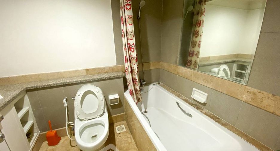 Condo en venta de 2 habitaciones en Watthana, Bangkok