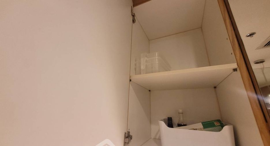 Condo en alquiler de 1 habitaciones en Khlong Toei, Bangkok